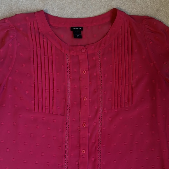 Torrid - Picture 2 of 4